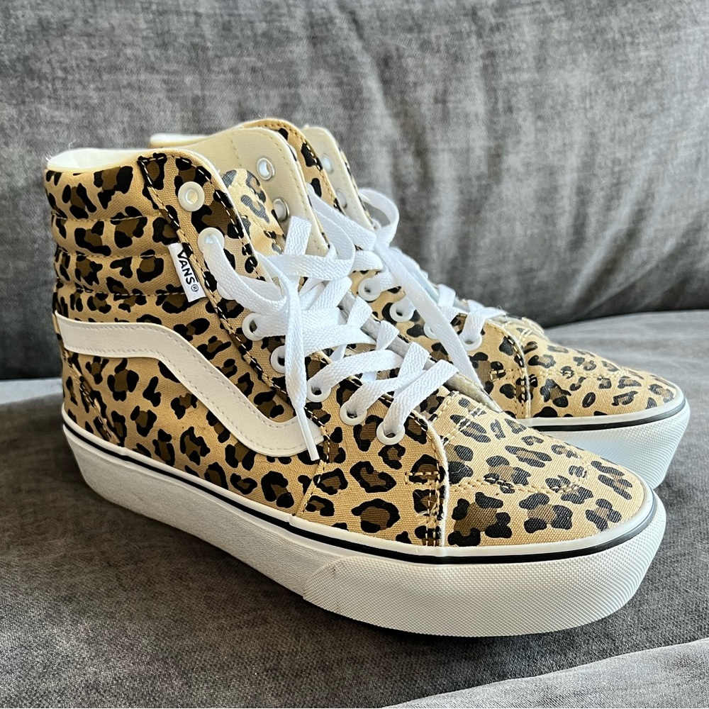 Women’s leopard vans high top sneakers size 8